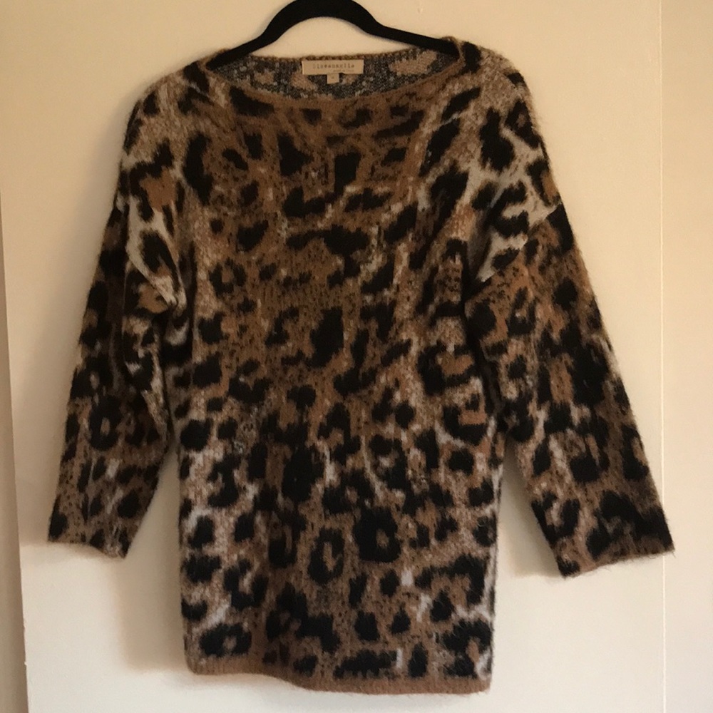 Anthropologie Lineamaglia womens Medium cheetah print mohair blend sweater